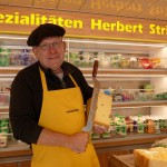 5544 - Wochenmarkt - Käse Strifler