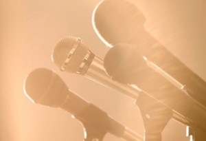 424 - Mics