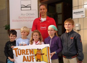 Buchbinder Kai Ortlieb 990 - Buchbinderei Ortlieb Leimen Eppelheim Sendung mit der Maus 3