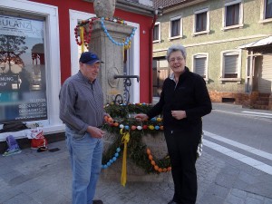 3533 - Osterbrunnen Reperatur