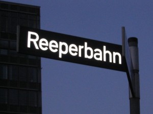 4920 - Reeperbahn Strassenschild