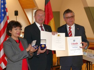 4950 - Hoogs Staufermedaille - 1
