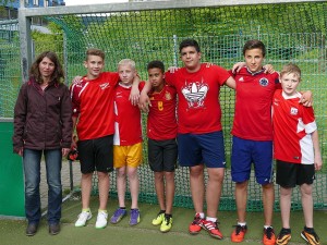 2196 -  Schulsoccer - 1