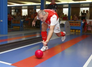Kegeln. Rot-Weiss Sandhausen. 1. Bundesliga. Dieter Hasenstab (Rot-Weiss Sandhausen). 12.09.2015 - Jan A. Pfeifer - 01726290959