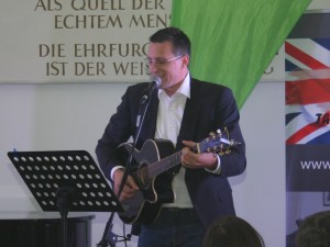 6685 - KSE an Gitarre