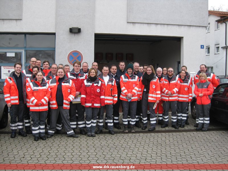 DRK Leimen bei Absicherung des großen Faschingsumzugs in Malsch
