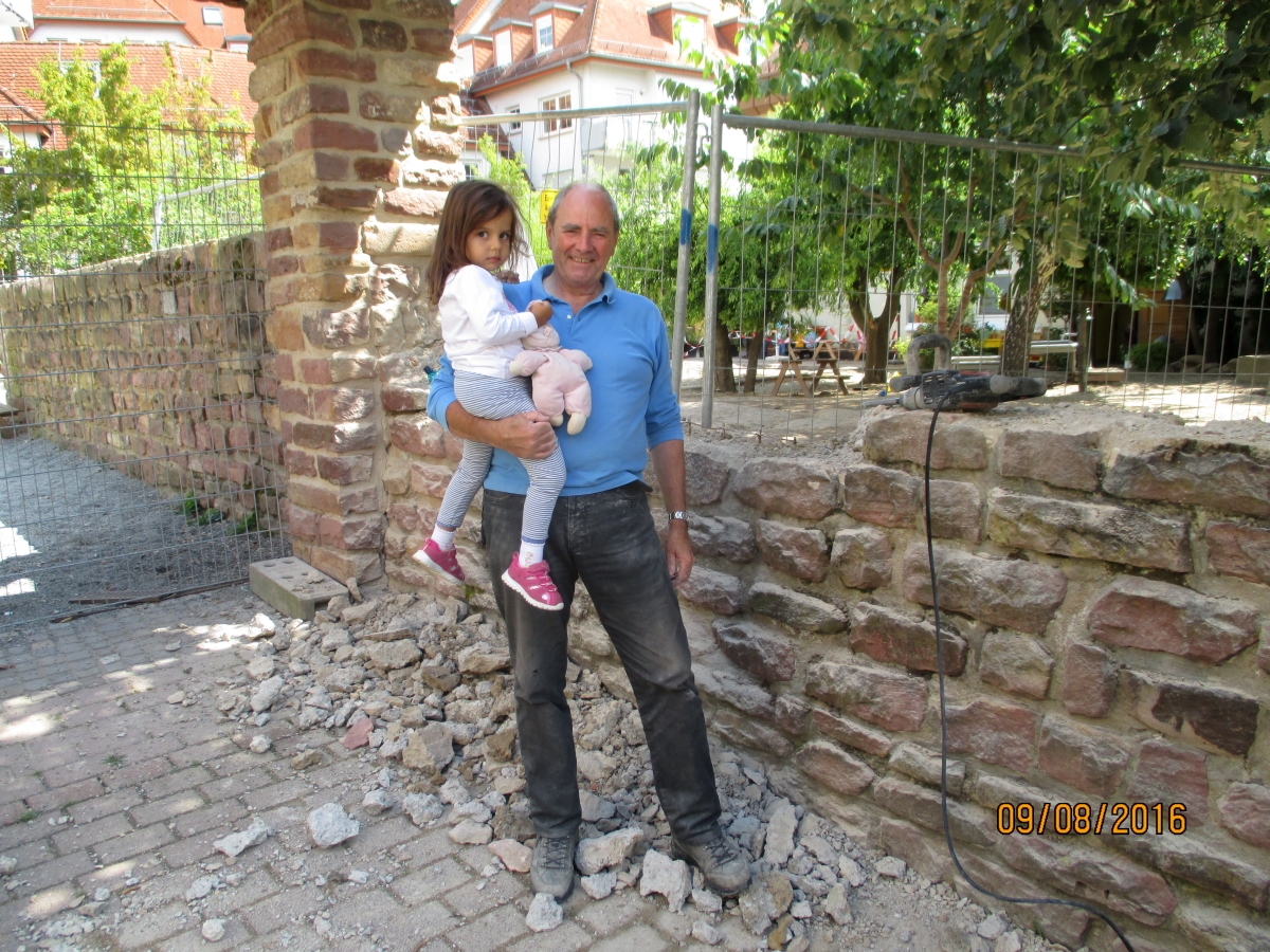 Wolfgang Stern aktiv beim Mauerfall im evang. Elisabeth Ding Kindergarten