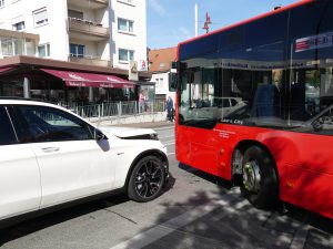 7914-busunfall-1