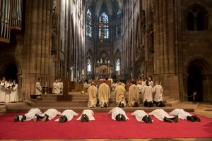2016-11-20-prostratio-allerheiligenlitanei