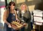 Käsekuchen-Alarm wirkte: 70 Käsekuchen für die Vesperkirche