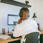 Deutsch Hören B1: Wie man Alltagsgespräche besser versteht 22168 - nubelson-fernandes-md36JWJzrTk-unsplash
