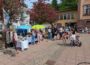 Von KFZ-Warnfackel bis Kaminuhr: Kuriose Funde beim Hof-Flohmarkt